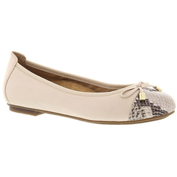 vionic minna ballet flat